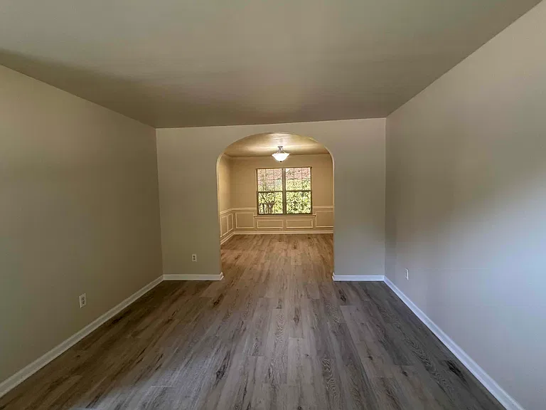 1936 Oakwood Grove Dr — Photo 8