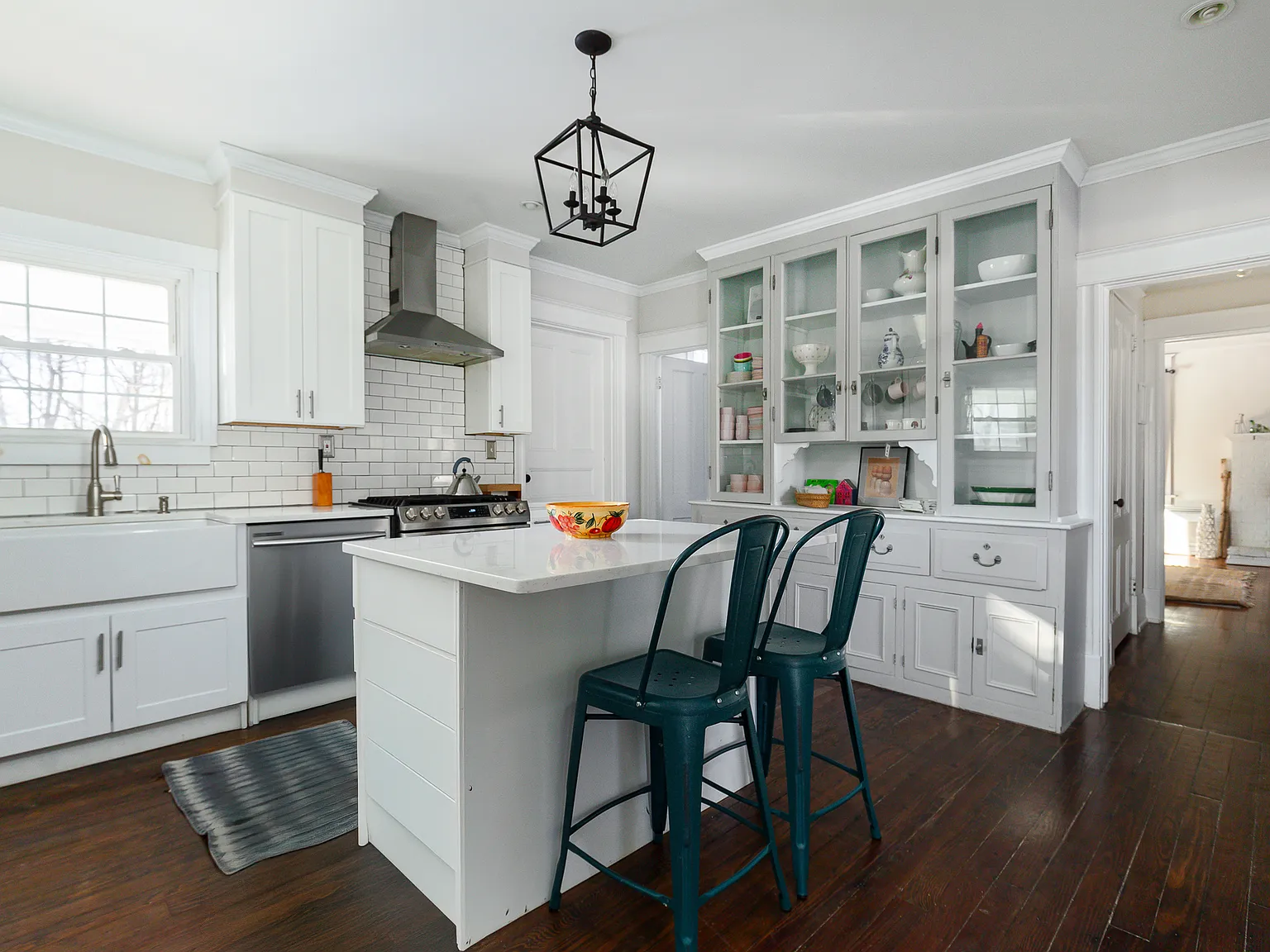 4 bed, 3200 sqft, $5,000 — Photo 4