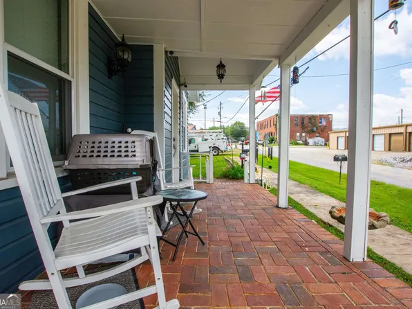 131 Freeman St, Tallapoosa, GA 30176