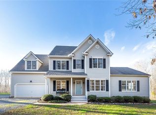 12283 Stancroft Rd, Rockville, VA 23146