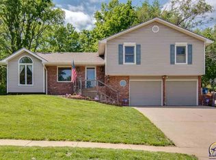 3529 SW Woodvalley Ter, Topeka, KS 66614