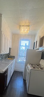 Kitchen, photo 1