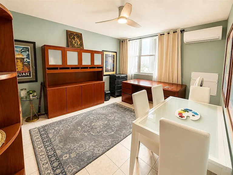 1035 Avenue Ashford #407 — Photo 4