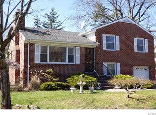 155 Lyons Rd, Scarsdale, NY 10583