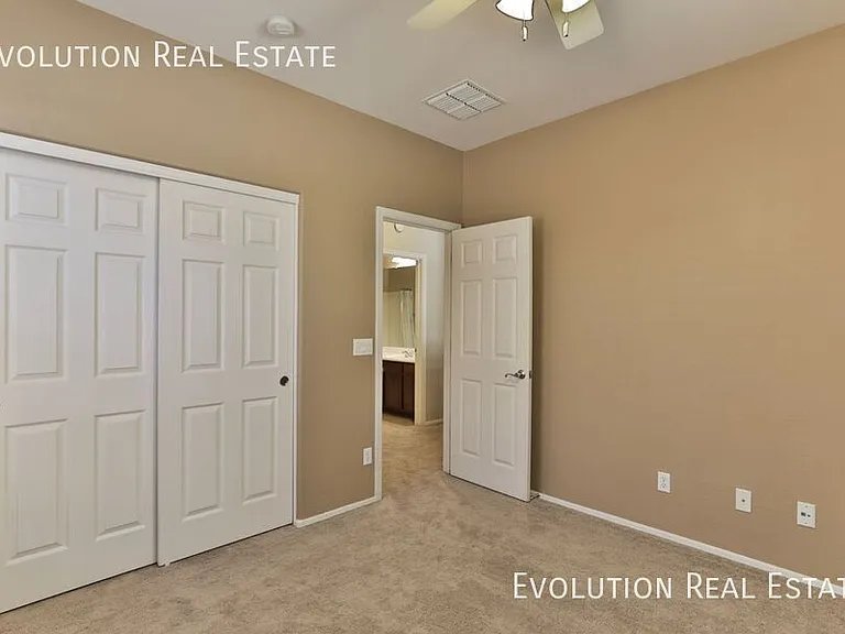 3067 E Palmdale Ln — Photo 12