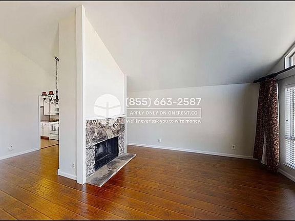 5th image of 1375 Swallowtail Rd