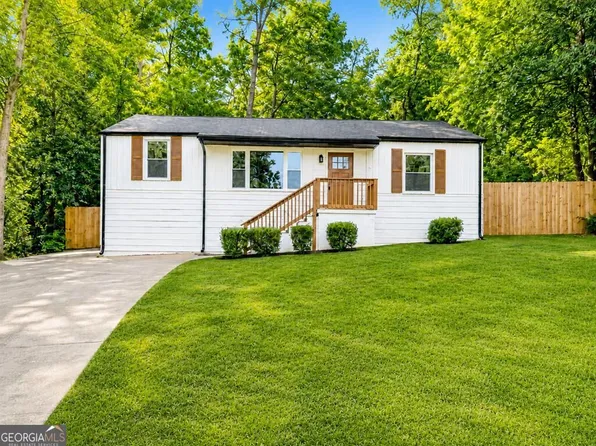 2190 Gordon Cir SE, Smyrna, GA 30080