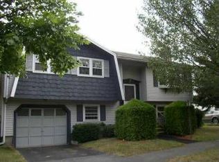 47 Castle Cir, Peabody, MA 01960