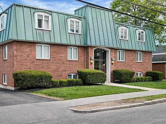 2nd image of 21 Greenwood St APT 5