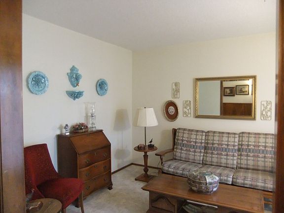 Front Living Area/Office