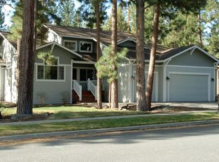 1032 NW Stannium Rd, Bend, OR 97703