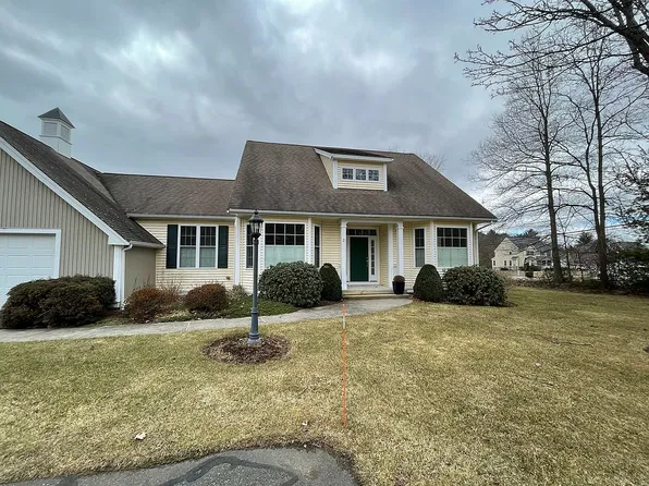 2 Braeburn Ln, Ashland, MA 01721