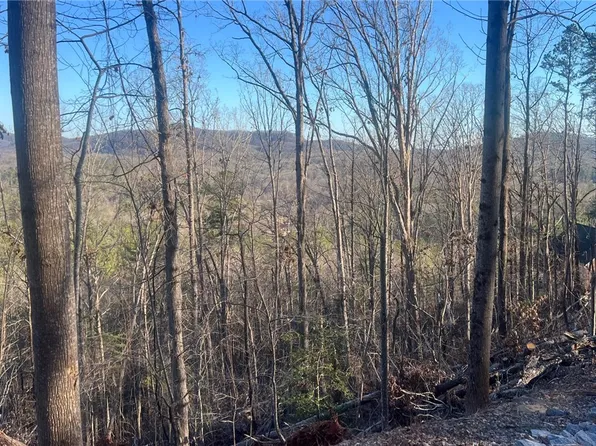 109 Stone Creek Ct, Pickens, SC 29671