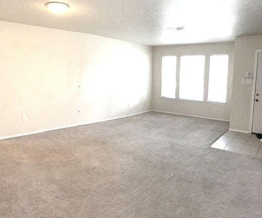 2nd image of 327 Las Puertas