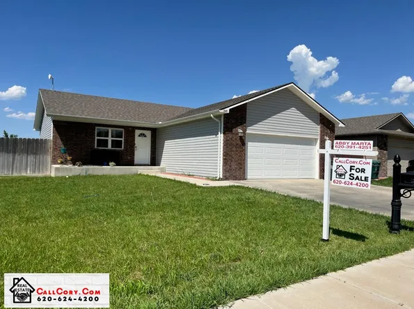 1349 Jewell Ave, Liberal, KS 67901