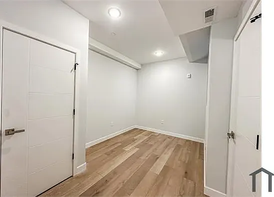 4220 Mantua Ave #B30 — Photo 15