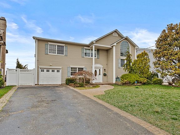 4th image of 3124 Shore Road