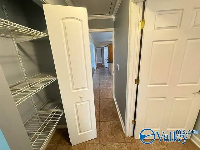 412 Ewing St NW — Photo 24