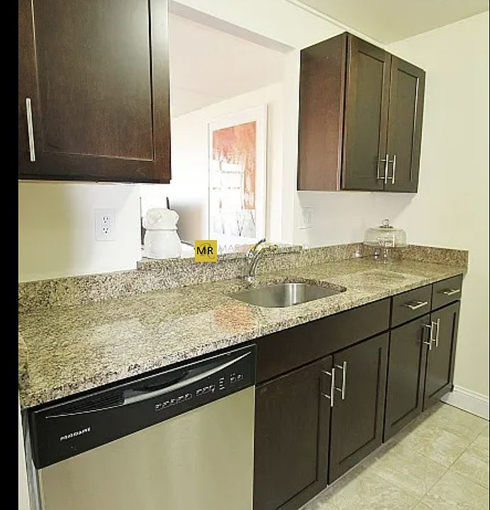 2nd image of 625 Columbus Ave APT 2