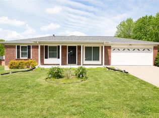 30 Avocado Tree Cir, Saint Peters, MO 63376