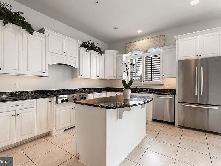 8319 Quarry Manor Ter — Photo 29
