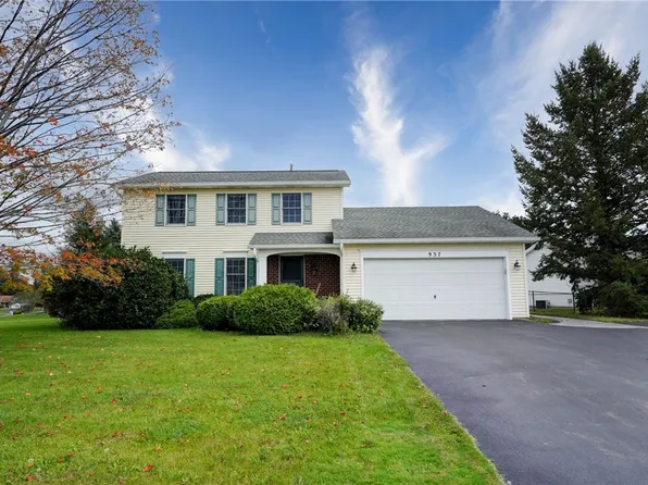 937 Gristmill Rdg, Webster, NY 14580