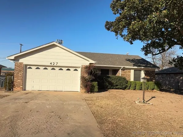 427 E F St N, Jenks, OK 74037