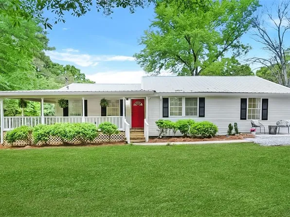 673 Burkhalter Rd SE, Silver Creek, GA 30173