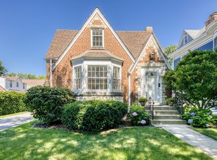 5810 N East Circle Ave, Chicago, IL 60631