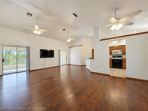 2nd image of 4405 Cremona Dr
