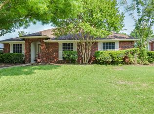 2009 Briargate Ln, Mesquite, TX 75181