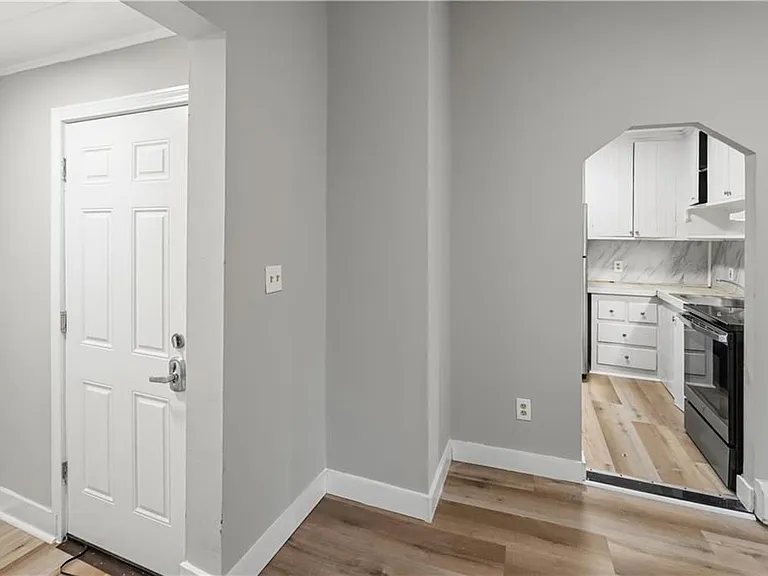 82 Pond St #3 — Photo 4