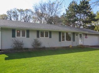 5619 Schutta Rd, Shoreview, MN 55126