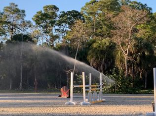 1711 Stallion Dr, Loxahatchee, FL 33470