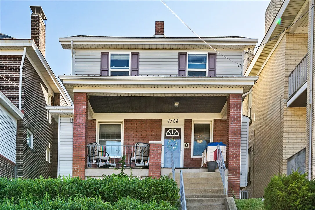 1128 Hillsdale Ave photo 1