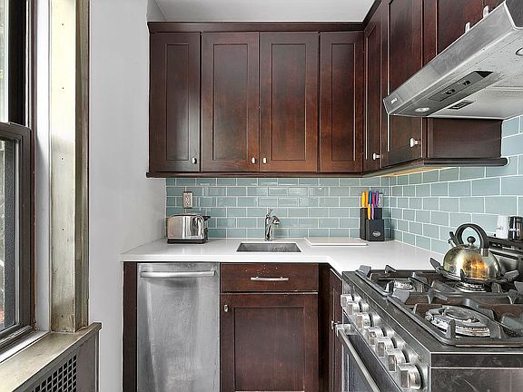 2nd image of 166 W 22nd St APT 1-F