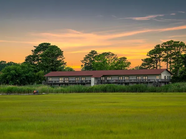 6570-107 Coachs Ln, Chincoteague Island, VA 23336