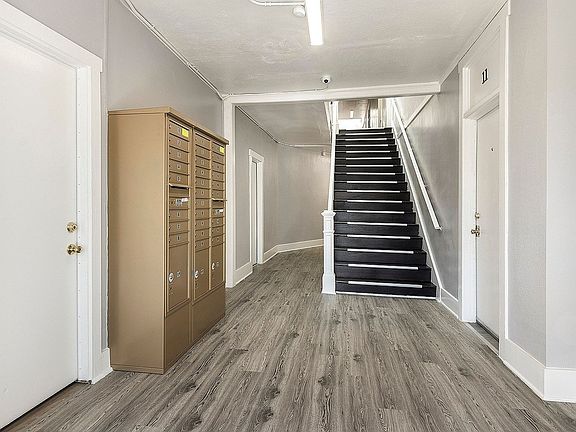 5th image of 1219 S Palos Verdes St #10