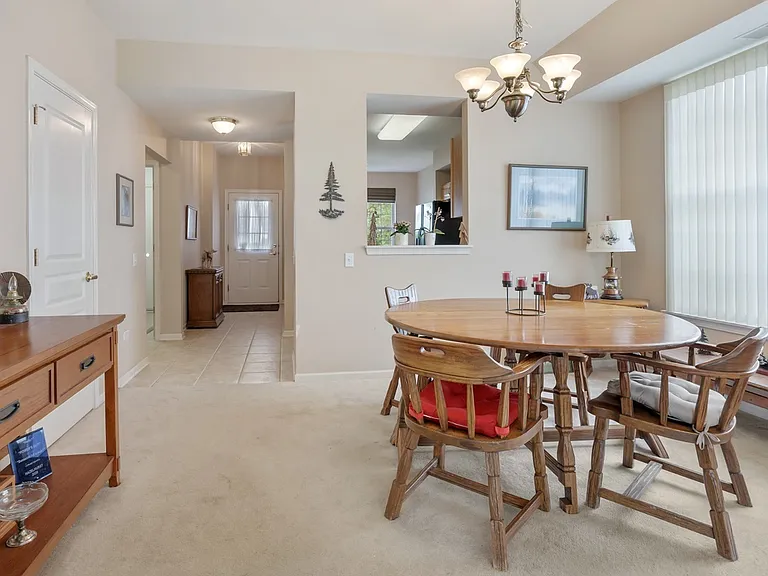 12452 Wedgemere Dr — Photo 8