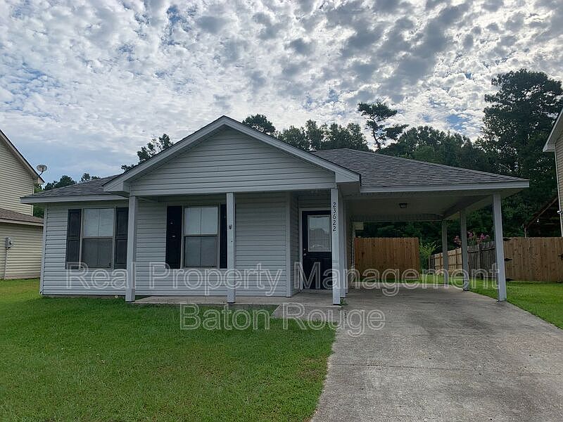 1st image of 23622 Wellington Ave
