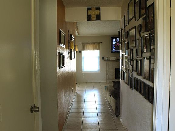 3rd image of 2150 Pueblo Dr