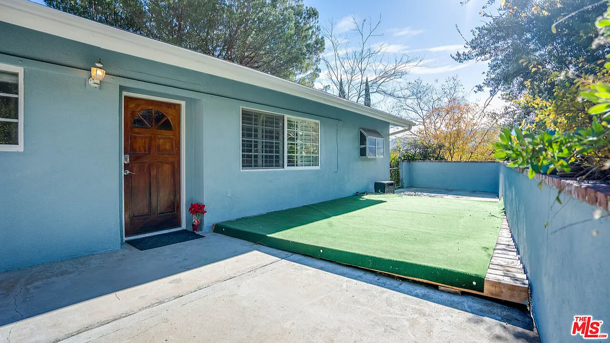 Building Photo - 9631 Crystal View Dr