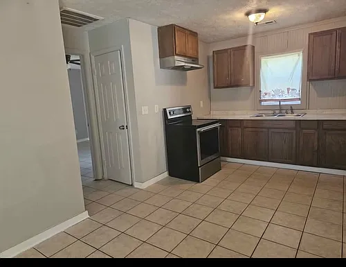 1149 Alco Cir Photo 1