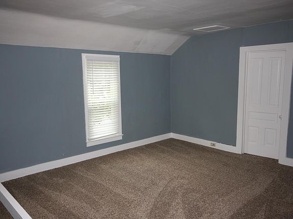 Bedroom & west closet