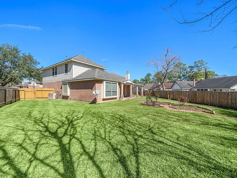 3318 Cotswald Trl — Photo 15