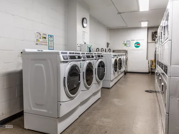 405 East 56th Street image 5 of 10