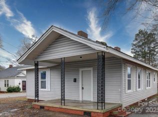 572 2nd St, Chester, SC 29706