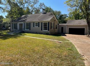 222 Colonial Cir, Jackson, MS 39211