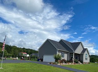 642 Allen Michael Ln, Bowling Green, KY 42101