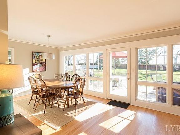 4th image of 3815 Peakland Pl
